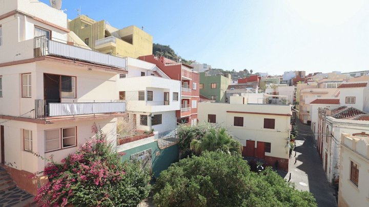 Großes kanarisches Stadthaus mit Meerblick in Tazacorte Altstadt