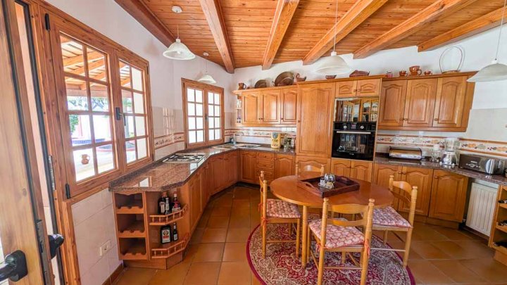 Kanarische Villa mit Gartenanlage in hervoragender Lage 