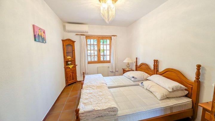 Kanarische Villa mit Gartenanlage in hervoragender Lage 