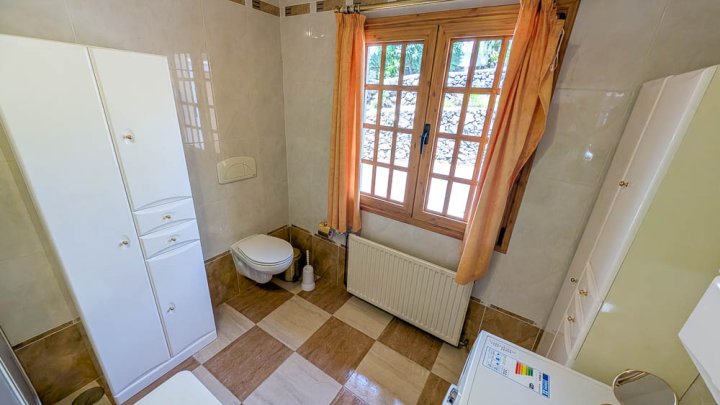 Kanarische Villa mit Gartenanlage in hervoragender Lage 