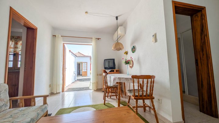 Kanarische Villa mit Gartenanlage in hervoragender Lage 