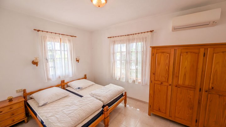 Kanarische Villa mit Gartenanlage in hervoragender Lage 