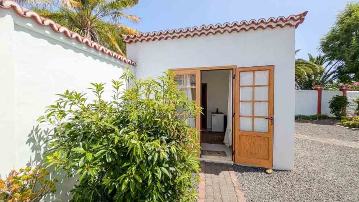 Kanarische Villa mit Gartenanlage in hervoragender Lage 