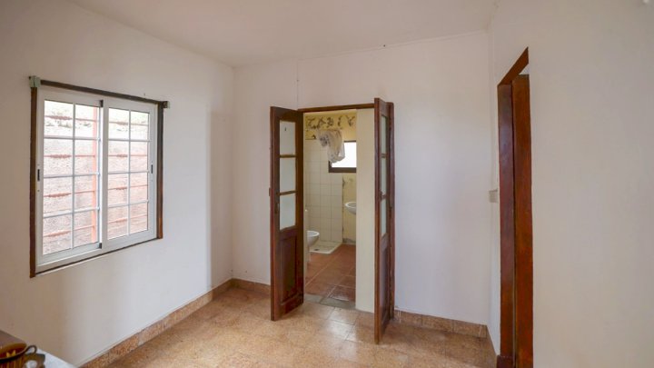 Landhaus mit schönem Grundstück in Las Tricias