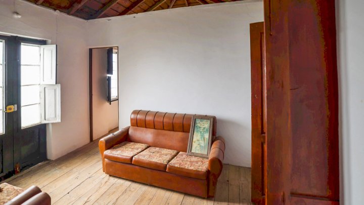 Landhaus mit schönem Grundstück in Las Tricias