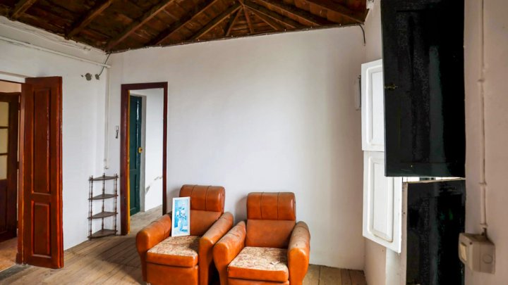 Landhaus mit schönem Grundstück in Las Tricias