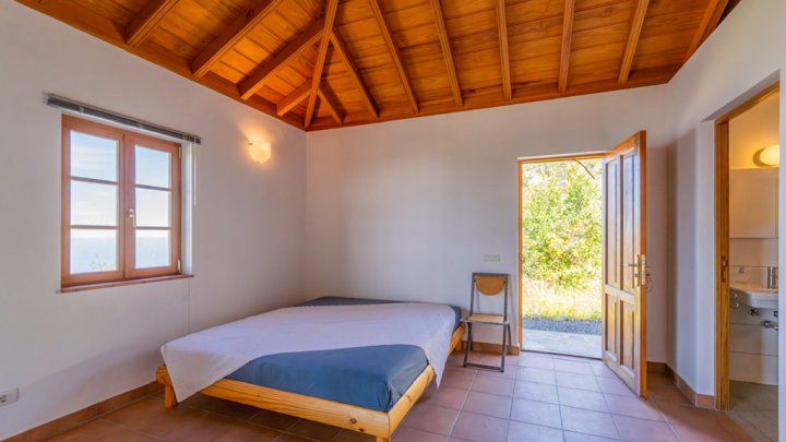 Neuwertige Villa in Top-Lage mit Meerblick in Tijarafe