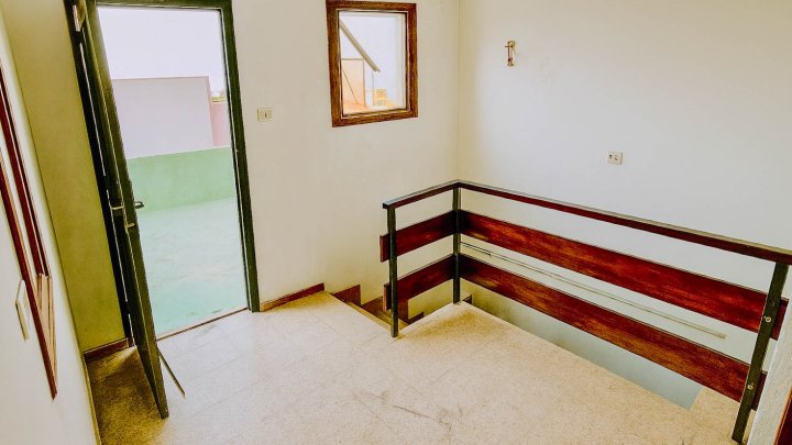 Stadthaus mit zwei Wohneinheiten mit Meerblick in Tazacorte