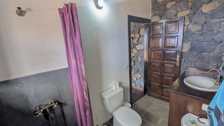 Country Estate with Guest House and Stunning Natural Surroundings in Garafía