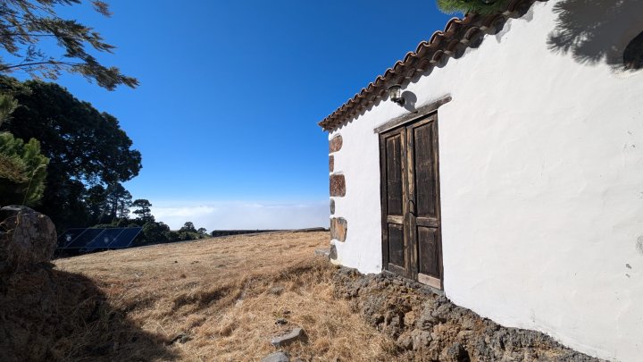 Country Estate with Guest House and Stunning Natural Surroundings in Garafía
