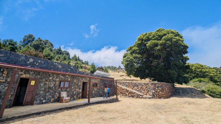 Country Estate with Guest House and Stunning Natural Surroundings in Garafía