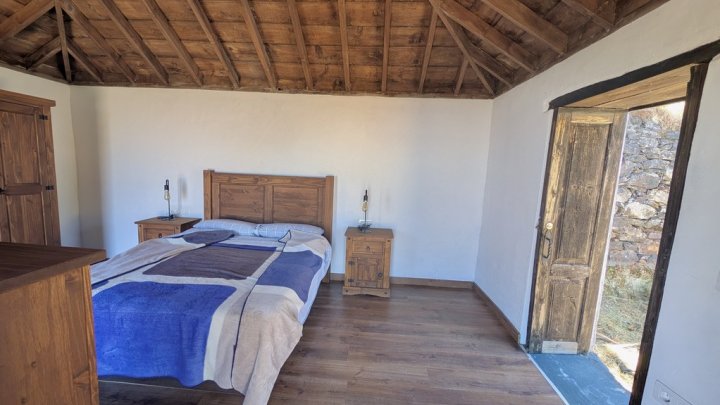 Country Estate with Guest House and Stunning Natural Surroundings in Garafía