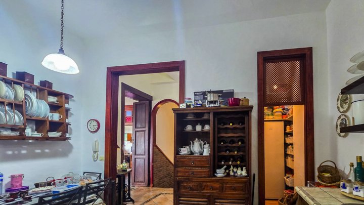 Altkanarisches Herrenhaus komplett renoviert mit Terrasse und Meerblick