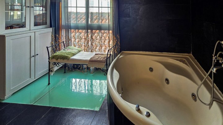 Altkanarisches Herrenhaus komplett renoviert mit Terrasse und Meerblick