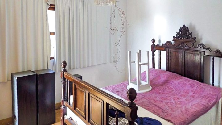 Townhouse with Rooftop Terrace and Rare Building Plot in Tazacorte