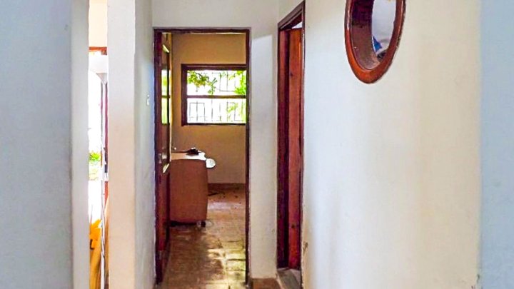 Townhouse with Rooftop Terrace and Rare Building Plot in Tazacorte