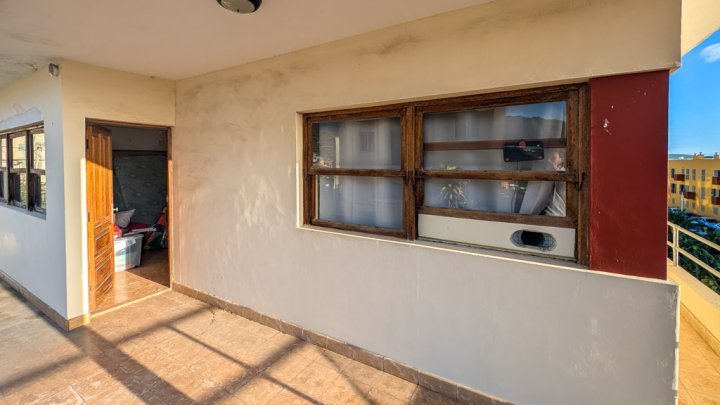Townhouse with Rooftop Terrace and Rare Building Plot in Tazacorte