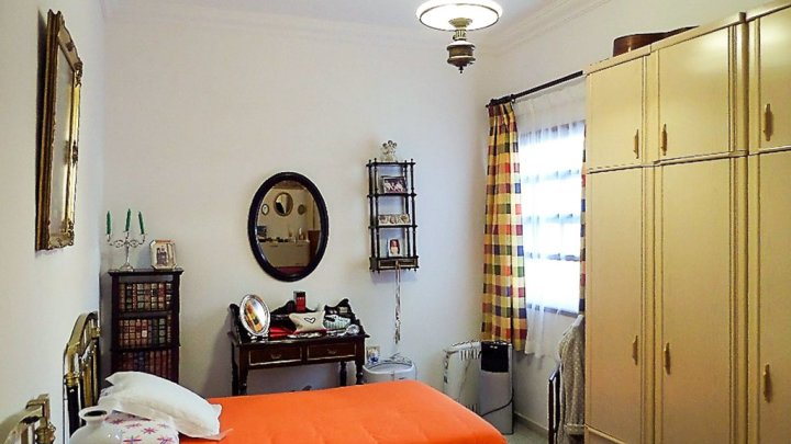Villa con Piscina, Vistas al Mar y Dos Viviendas en el Valle de Aridane