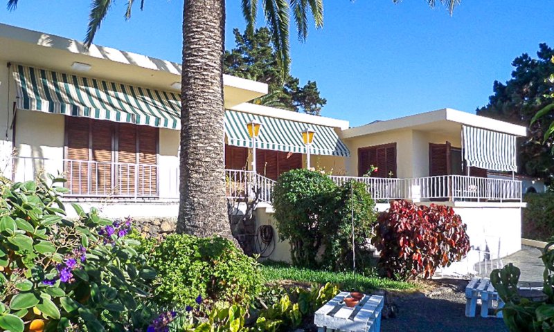 Villa con Piscina, Vistas al Mar y Dos Viviendas en el Valle de Aridane