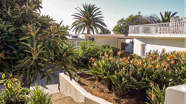 Villa con Piscina, Vistas al Mar y Dos Viviendas en el Valle de Aridane