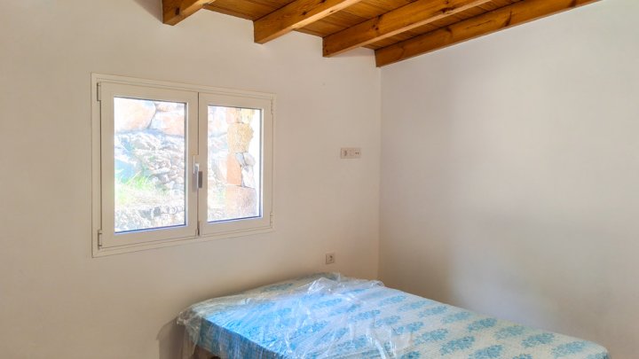 Casa Canaria con Tres Estudios y Múltiples Posibilidades en Tinizara
