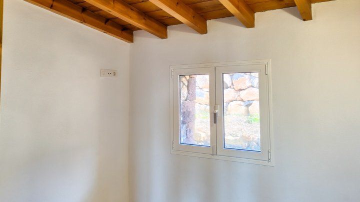 Casa Canaria con Tres Estudios y Múltiples Posibilidades en Tinizara