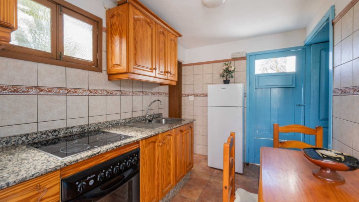 Canarian Estate with Sea Views and Development Potential in La Punta