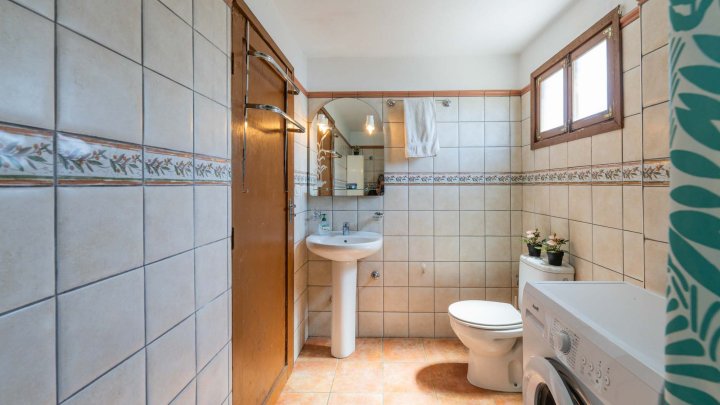 Canarian Estate with Sea Views and Development Potential in La Punta