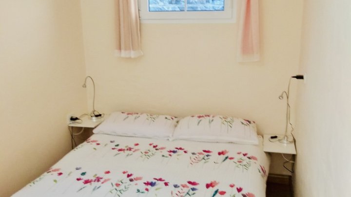Apartmentanlage mit Pool, tropischem Garten und Meerblick in Las Manchas