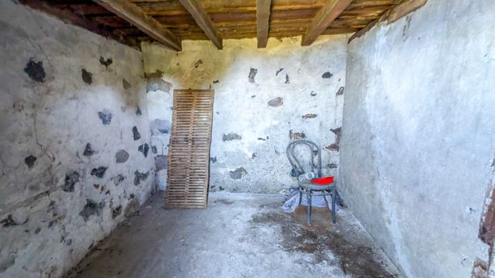 Canarian Property Ensemble with Sea Views and Large Plot in Garafía