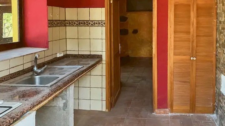 Canarian Country House with Large Plot in Las Tricias