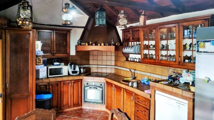 Canarian Winery Estate with Sea Views and Vineyard in Garafía