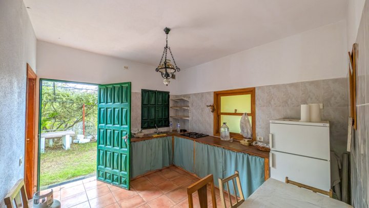 Naturfinca mit Cueva und großem Grundstück in Garafía