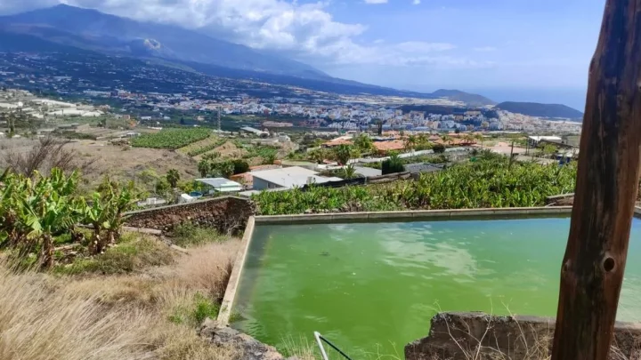 Grundstück mit Baugenehmigung und Atlantikblick in Los Barros